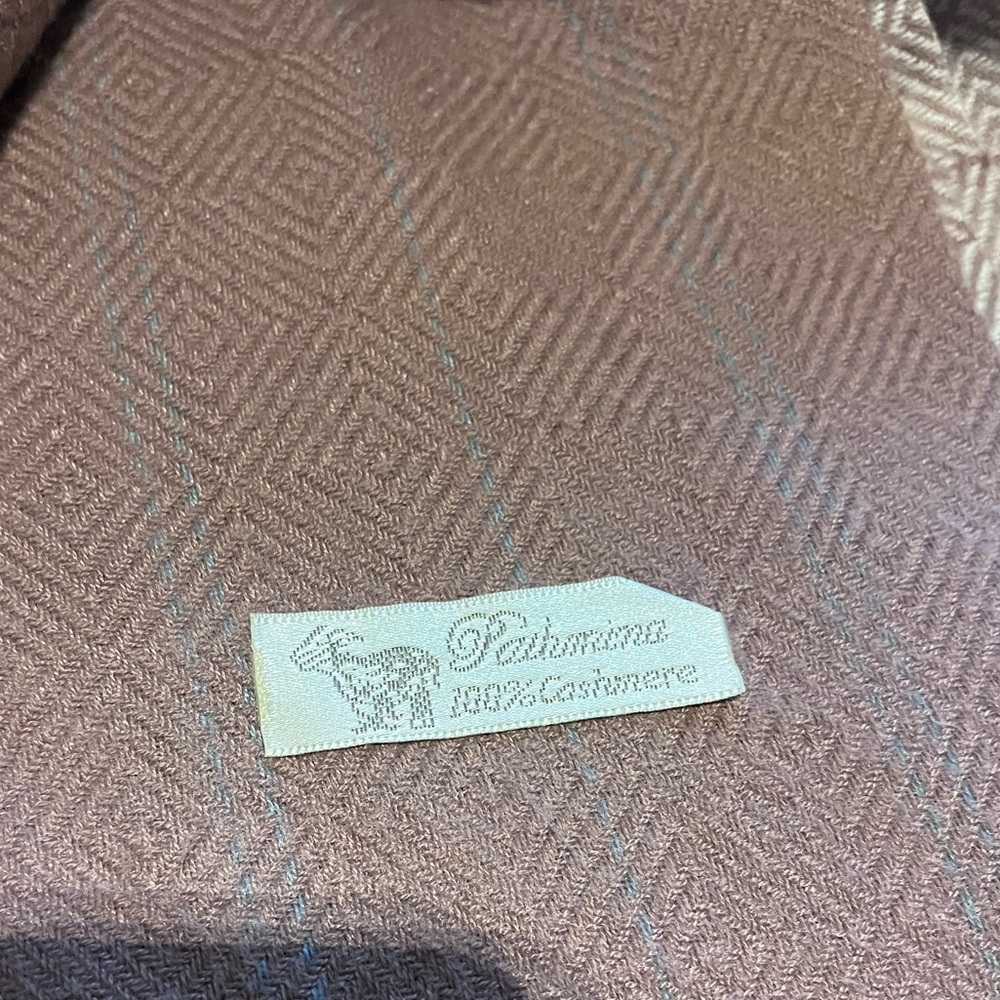 100% Cashmere Scarf - Picture 3 of 4